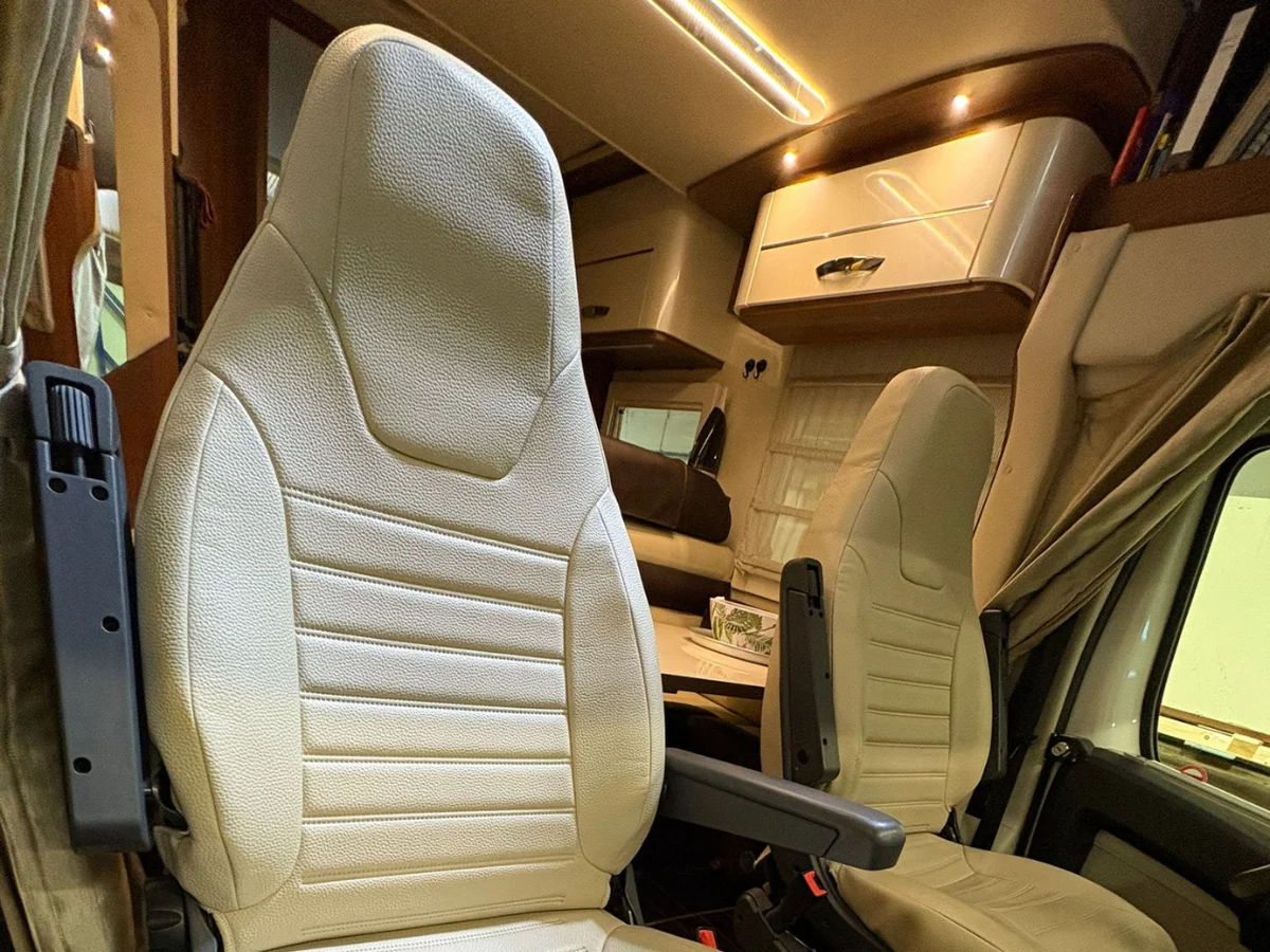 Camper Caravan